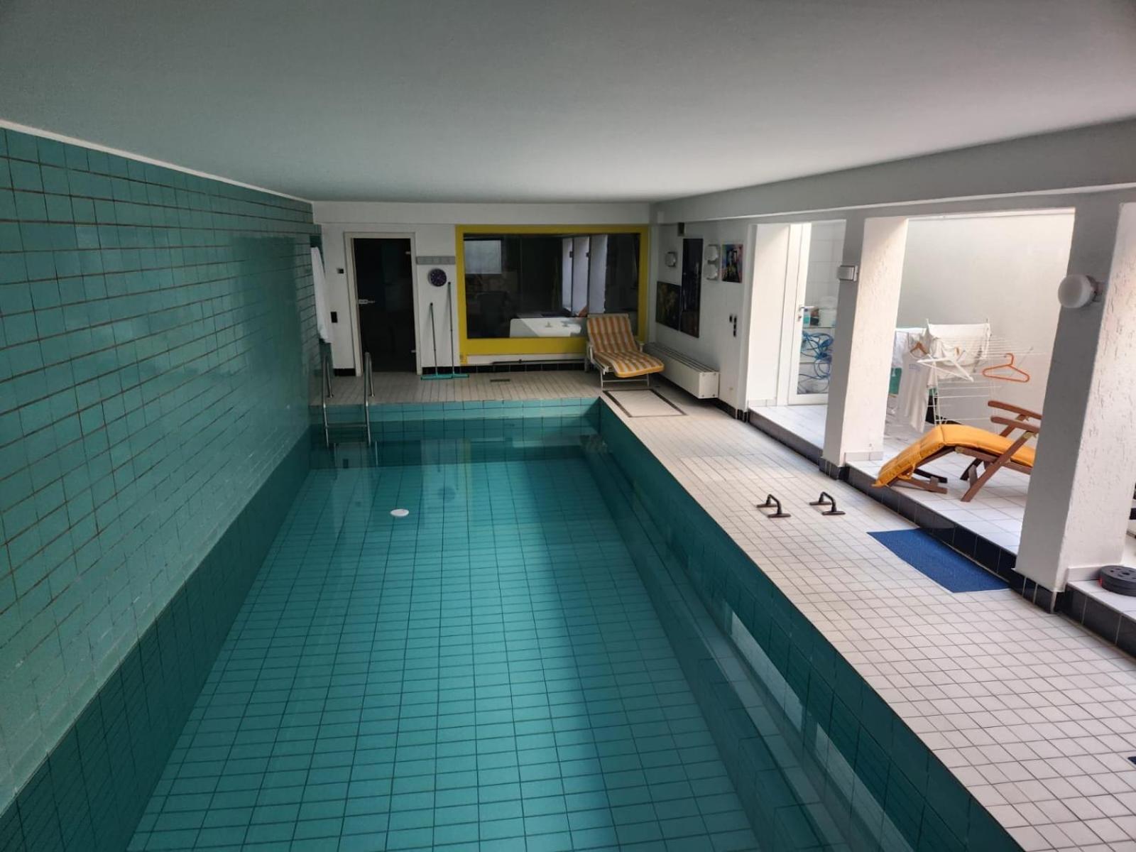 Villa Casa Blanca Mit Privatem Schwimmbad 26 Grad Und Sauna Duisburg Exterior photo